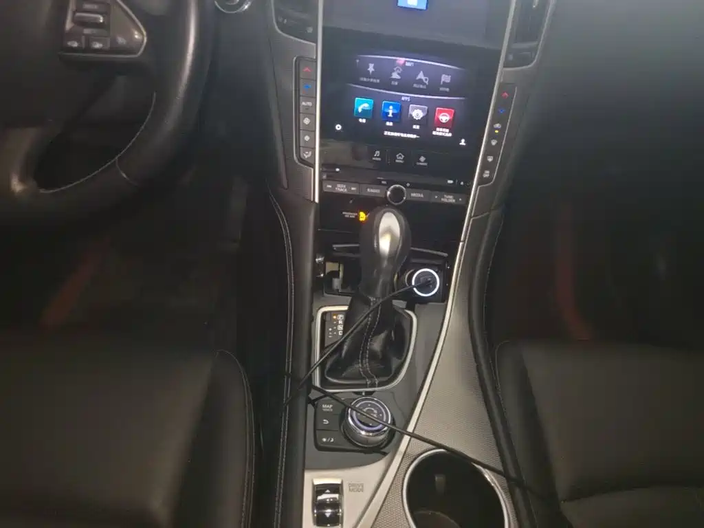 Infiniti Q50L — миниатюра 14