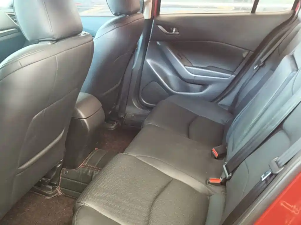 Mazda 3 Axela — миниатюра 17