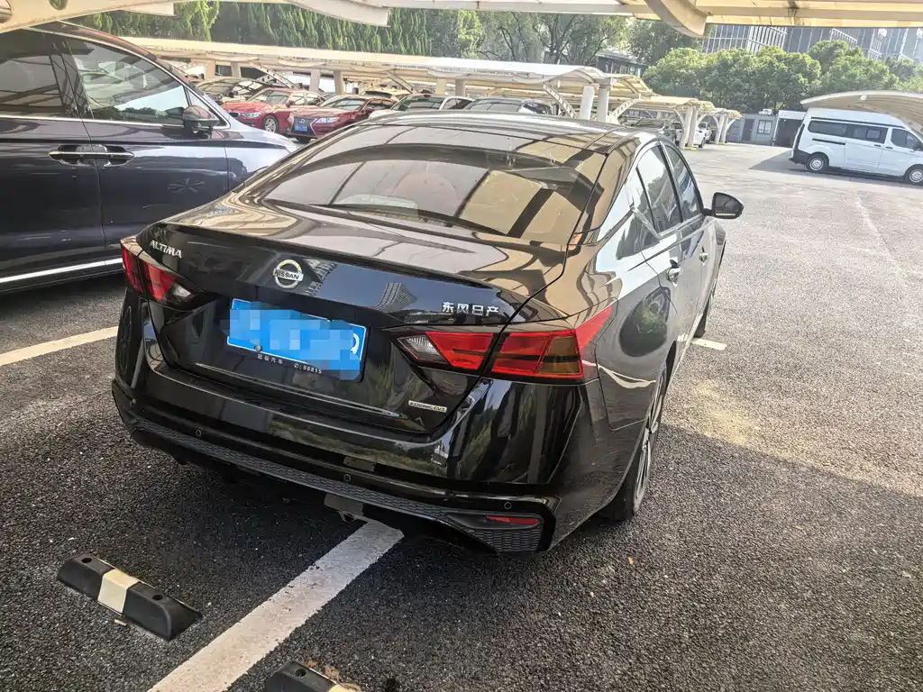 Nissan Teana — миниатюра 3