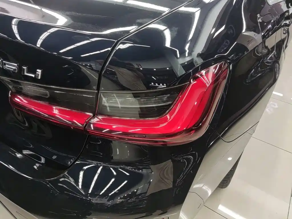 BMW 3 Series — миниатюра 8