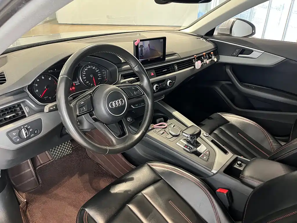 Audi A4L — миниатюра 11
