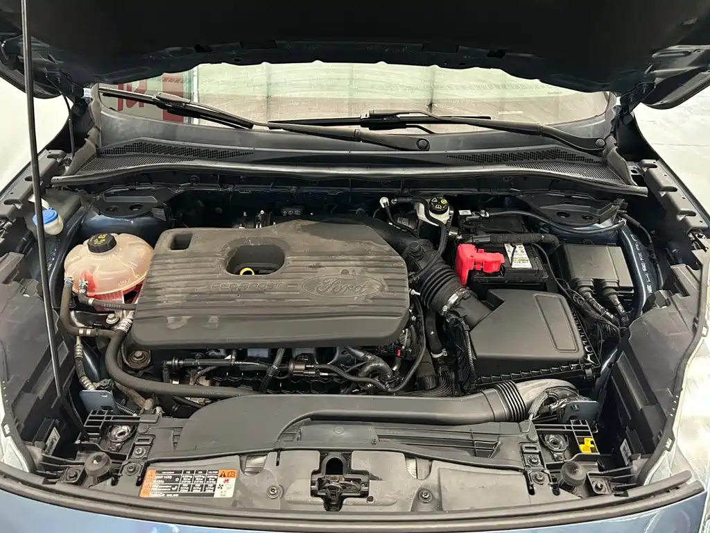 Ford Escape — миниатюра 18
