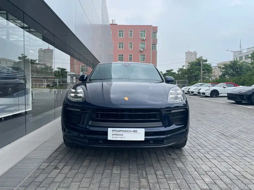 Porsche Macan — миниатюра 2
