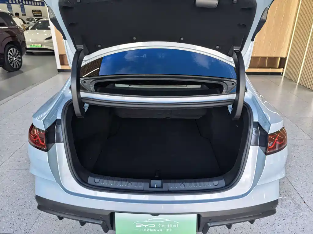 BYD Qin L — миниатюра 16