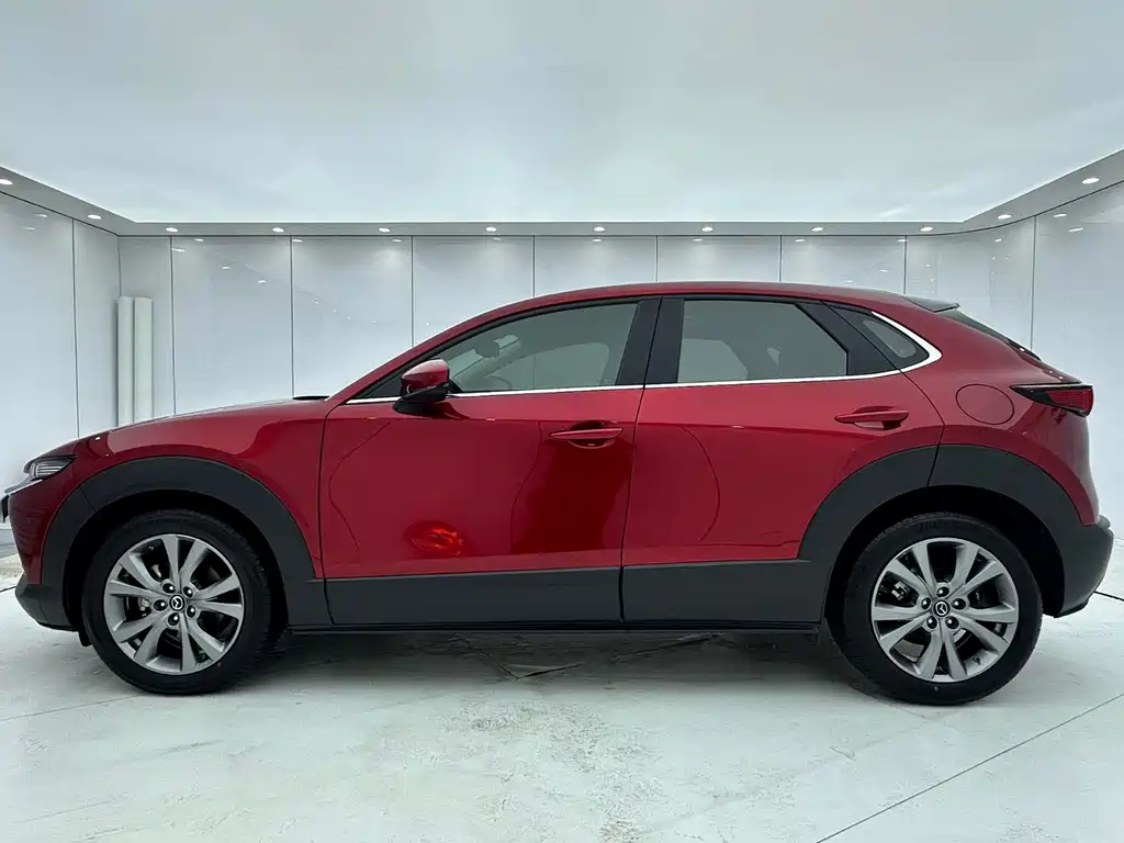 MAZDA CX 30