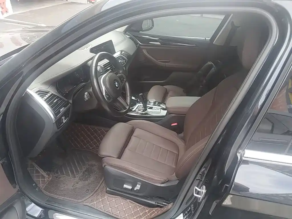 BMW X3 — миниатюра 15