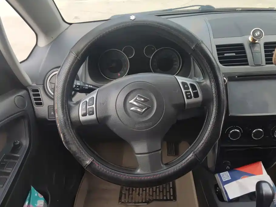 Suzuki SX4 — миниатюра 15