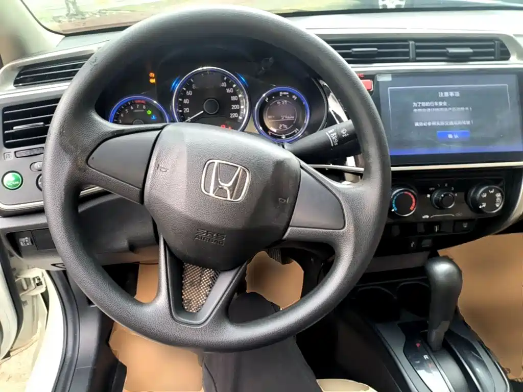 Honda City — миниатюра 10