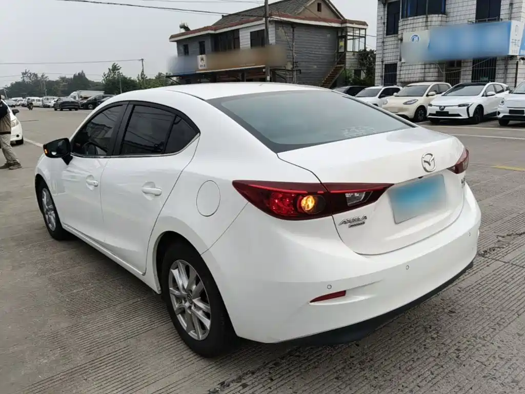 Mazda 3 Axela — миниатюра 5