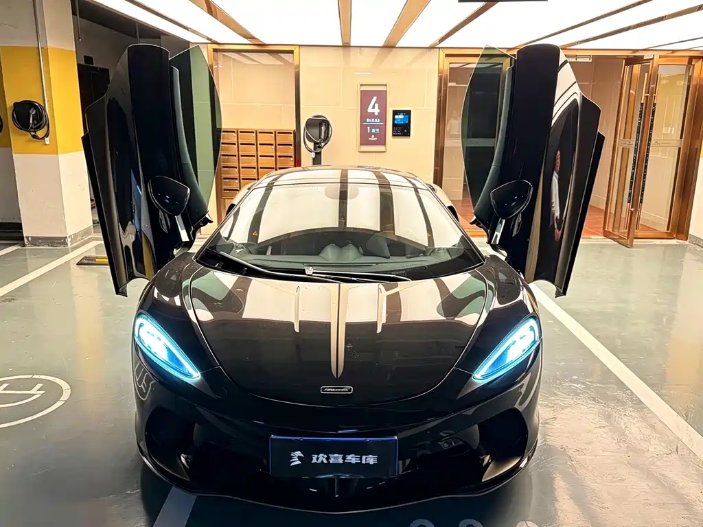 McLaren GT — миниатюра 3