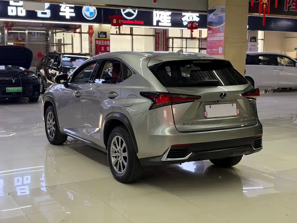 Lexus NX — миниатюра 7