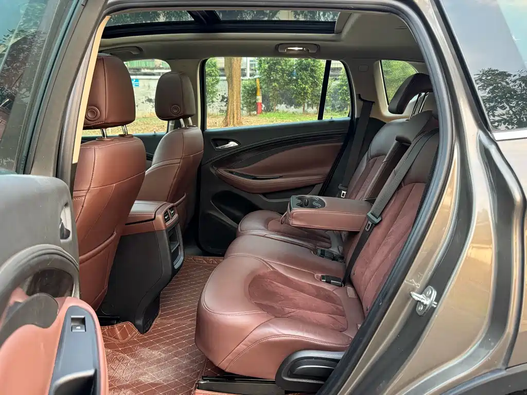 Buick Envision Plus — миниатюра 10