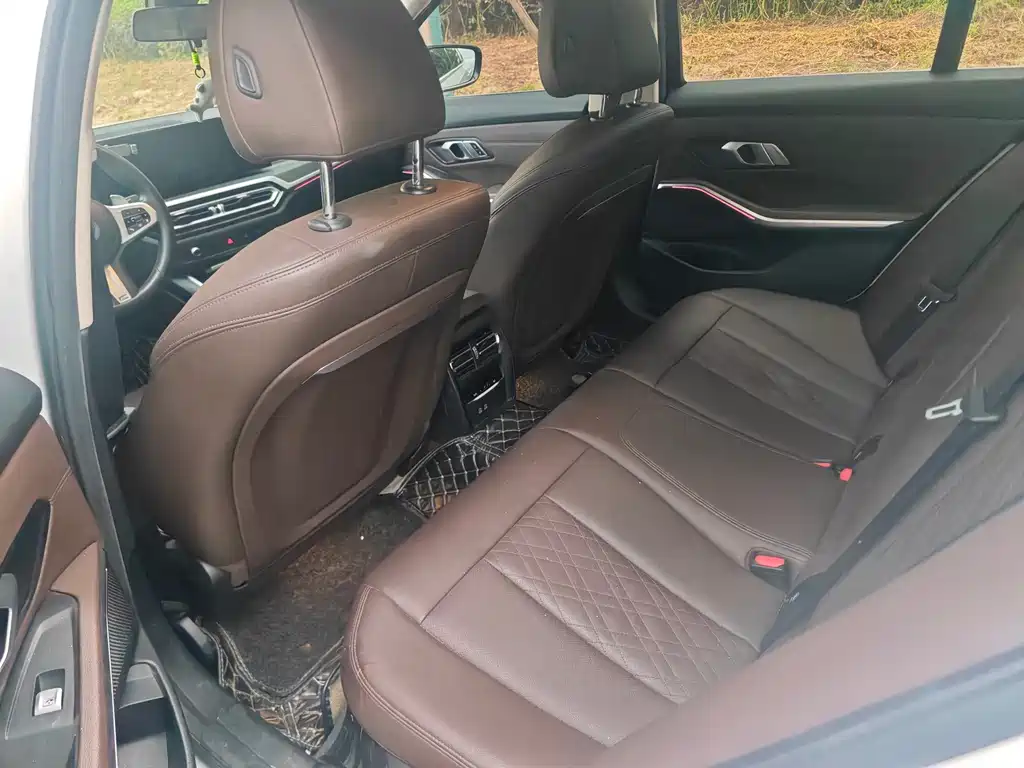 BMW 3 Series — миниатюра 8