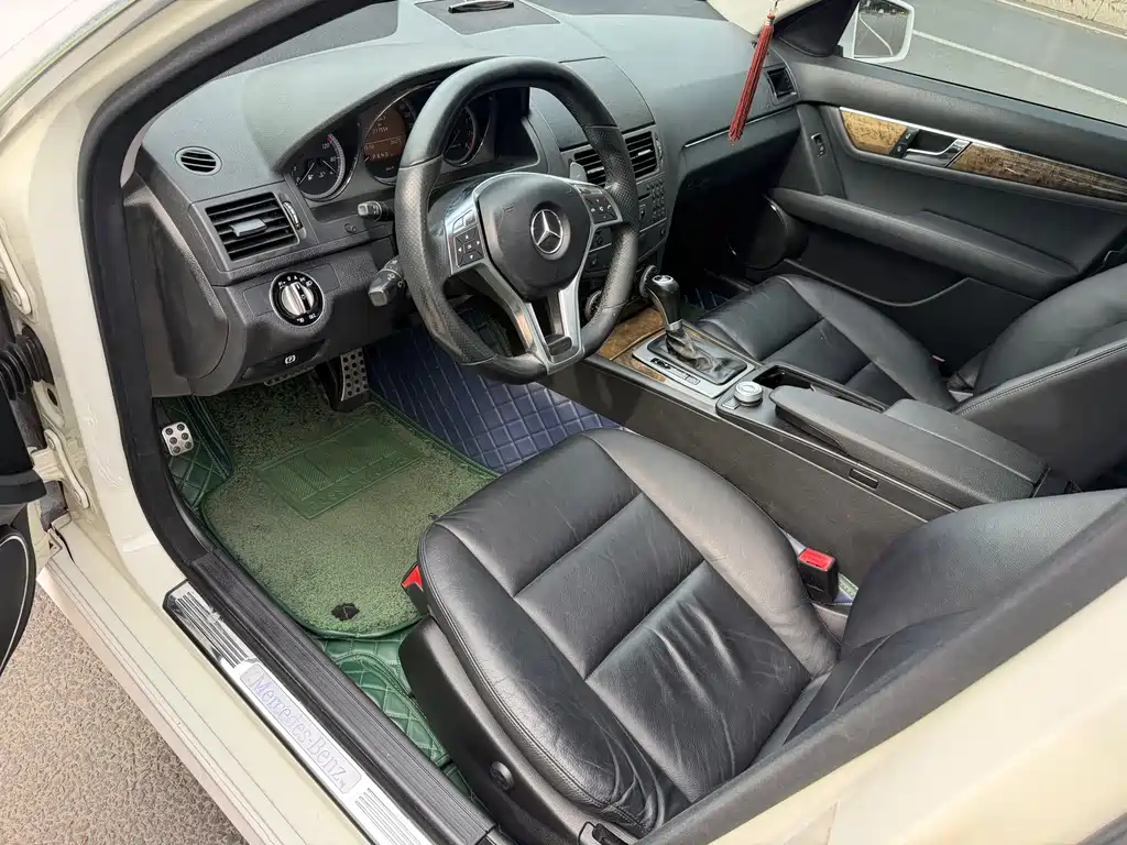 Mercedes-Benz C-Class C 2010 C 300 Sport