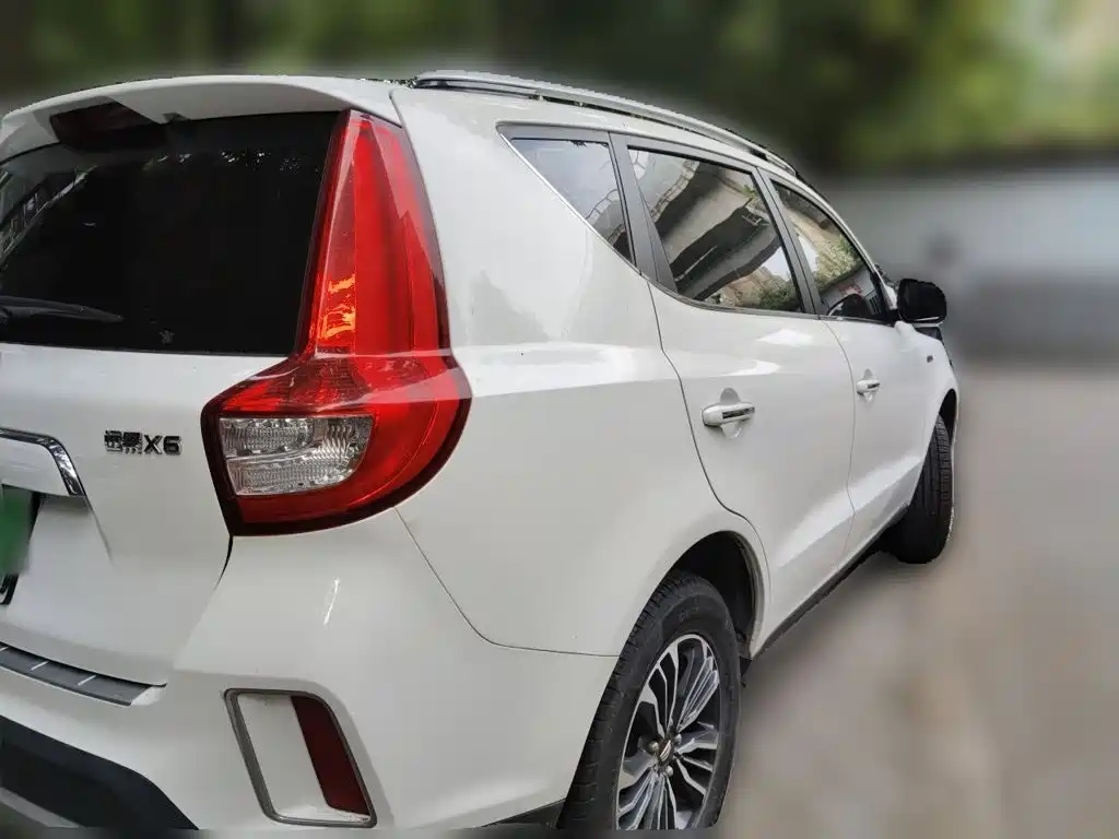Geely Vision X6 — миниатюра 4