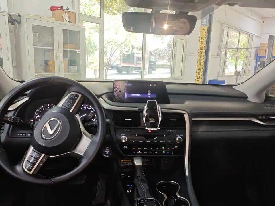 Lexus RX — миниатюра 5