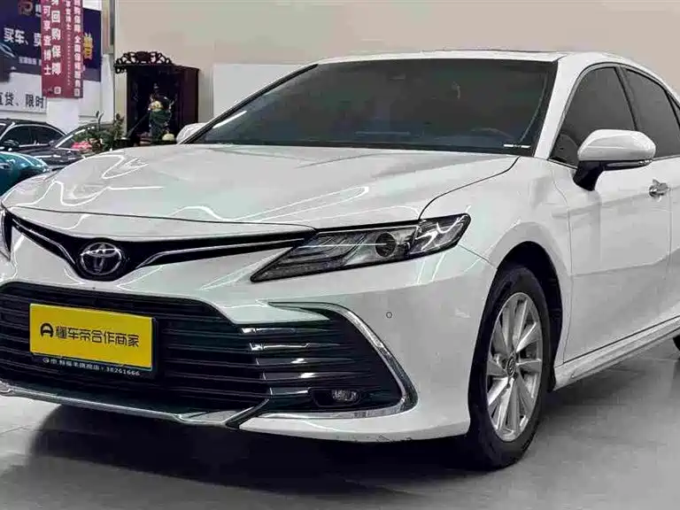 Toyota Camry 2023
