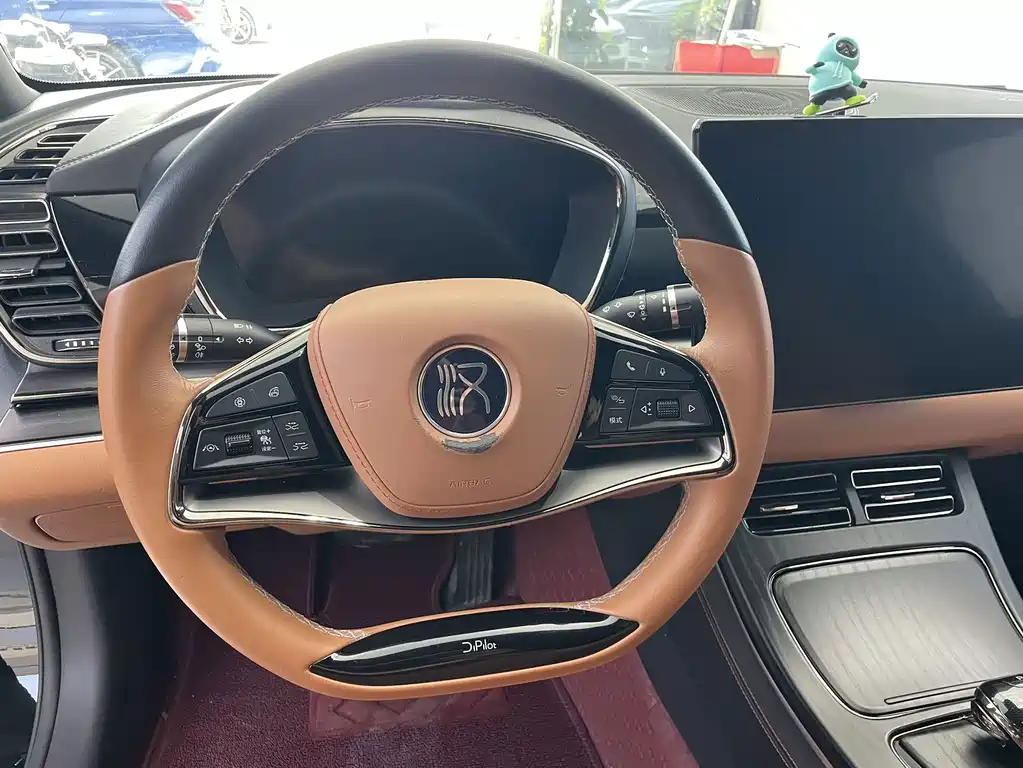 BYD Han — миниатюра 4