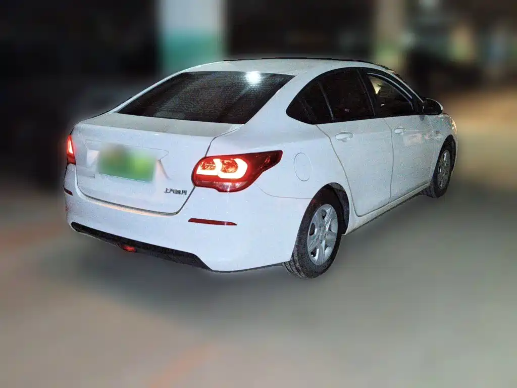 Chevrolet Cavalier — миниатюра 4