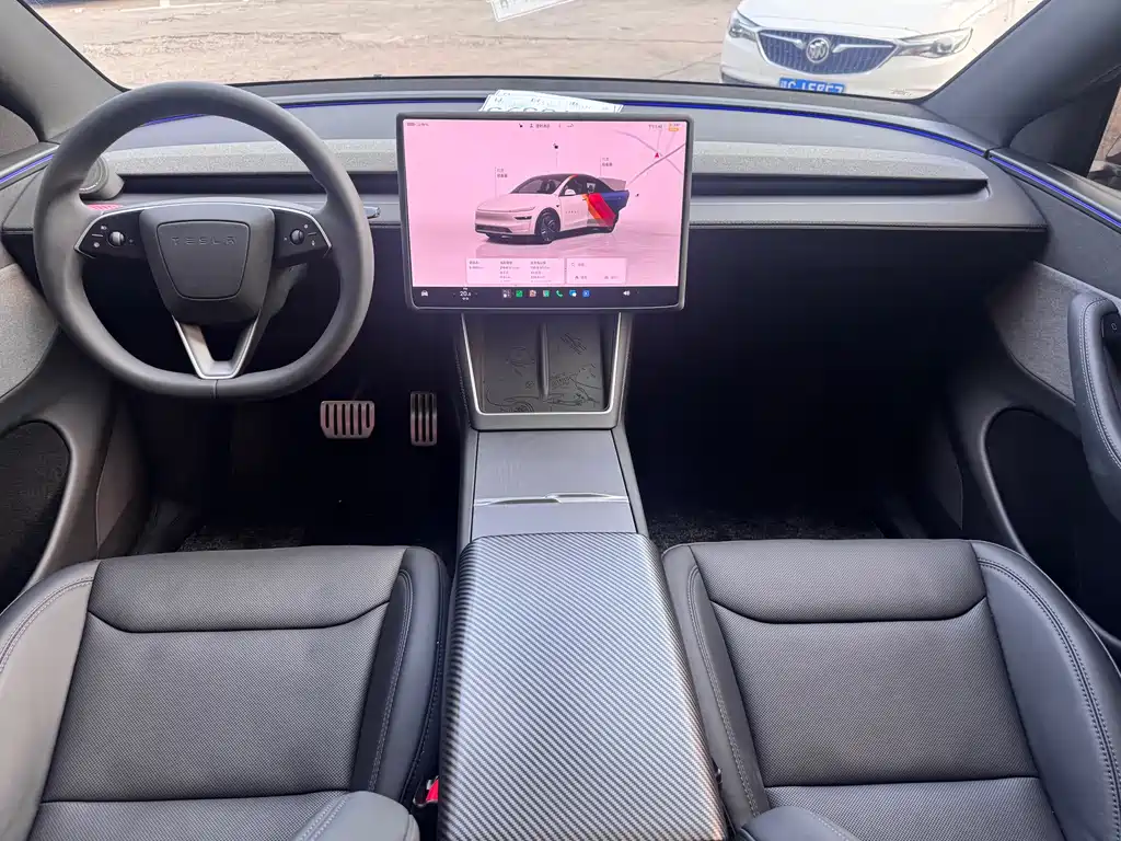 Tesla Model Y — миниатюра 8