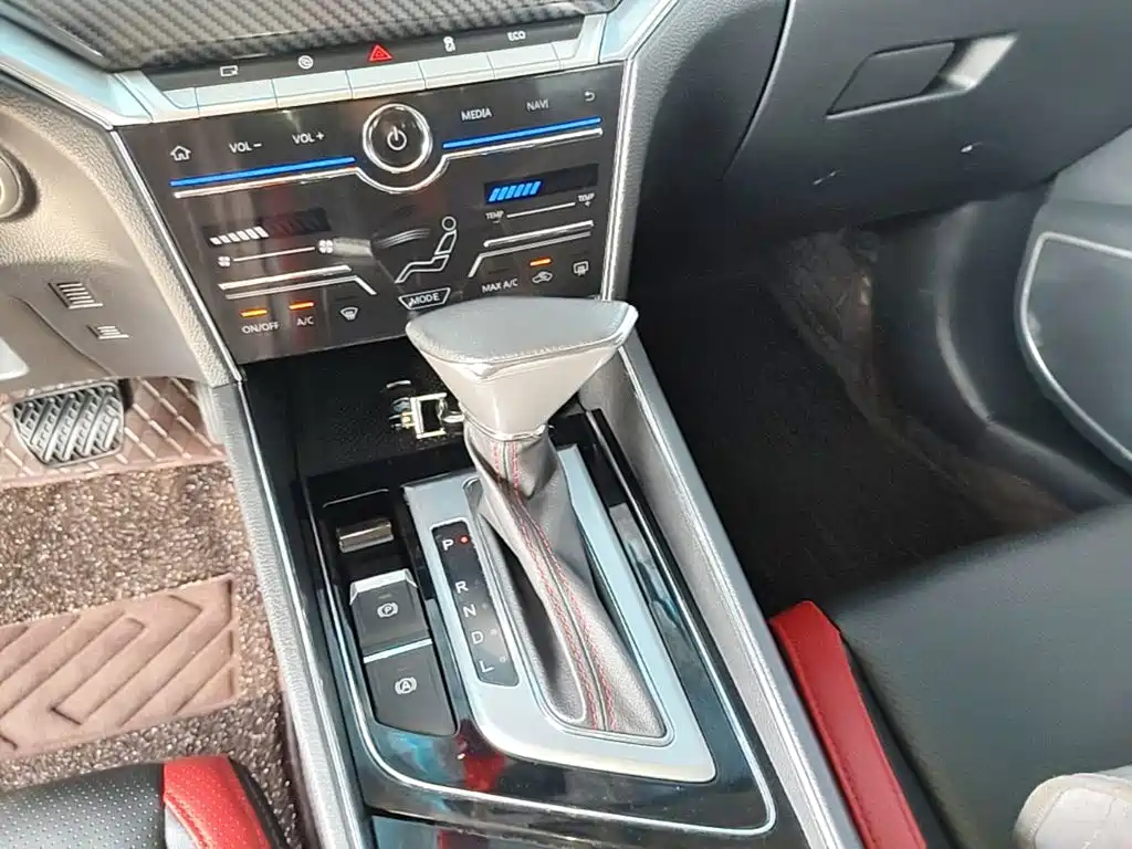 Venucia T60 — миниатюра 14