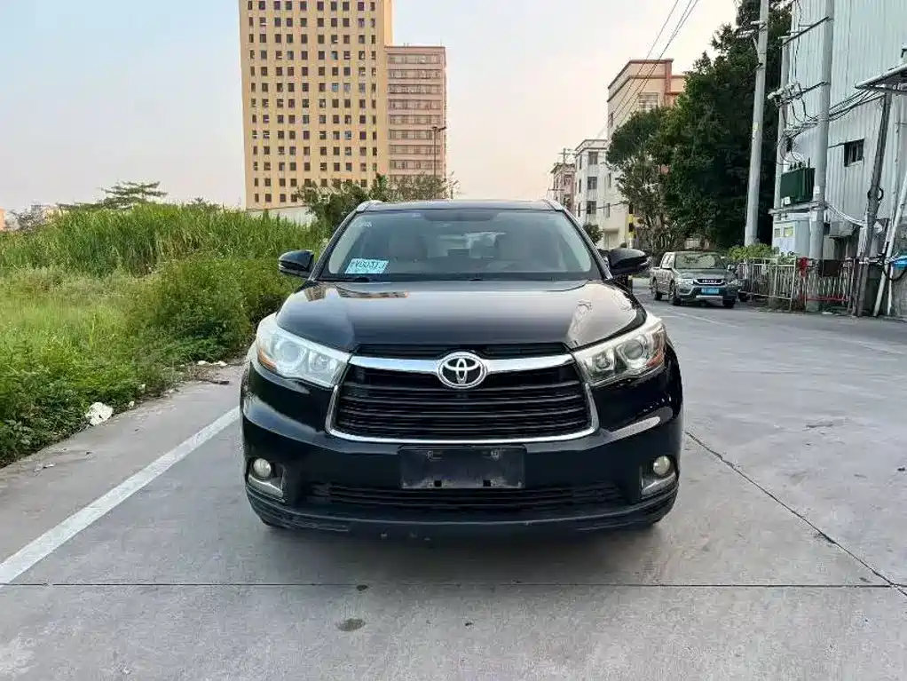 Toyota Highlander — миниатюра 2