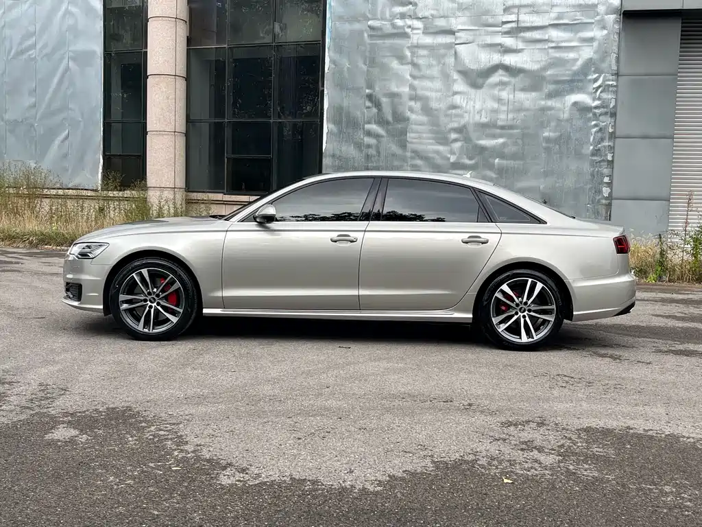 Audi A6L — миниатюра 3