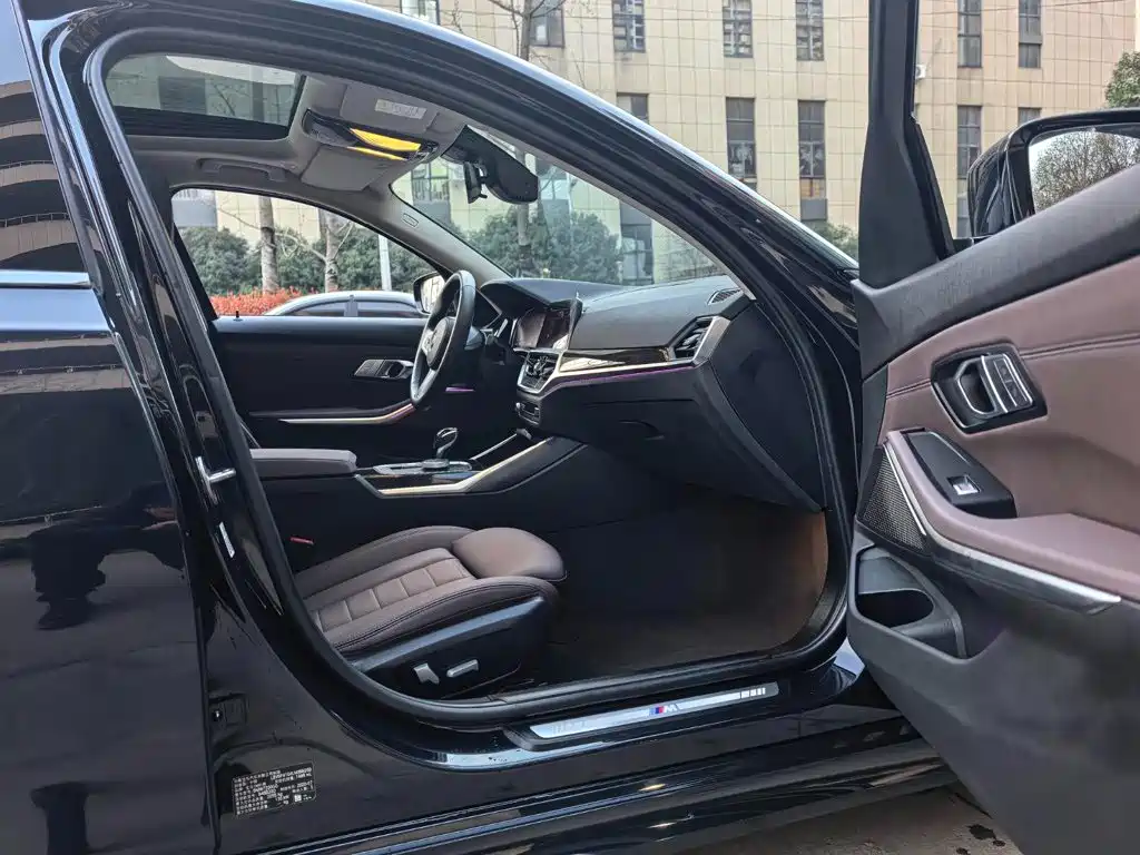 BMW 3 Series — миниатюра 7