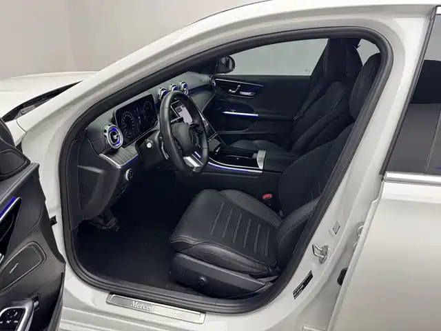 Mercedes-Benz C-Class — миниатюра 9