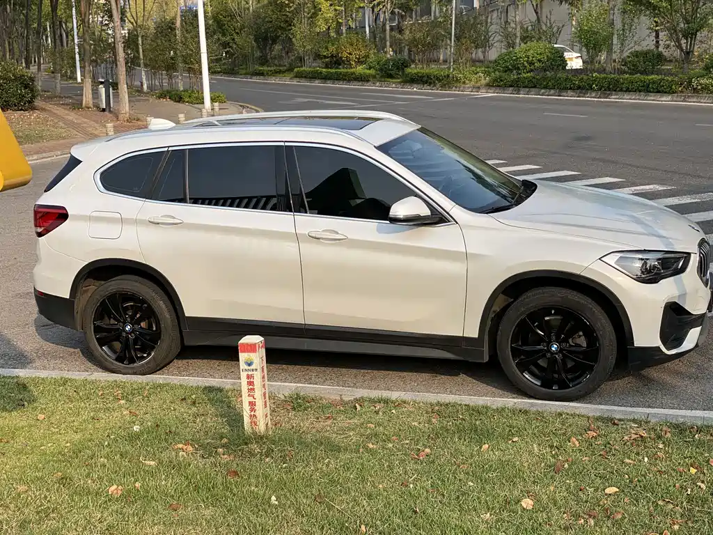 BMW X1 — миниатюра 8