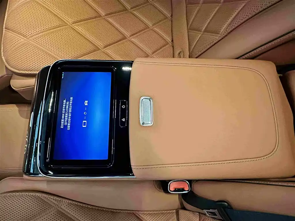 Mercedes-Benz S-Class — миниатюра 18