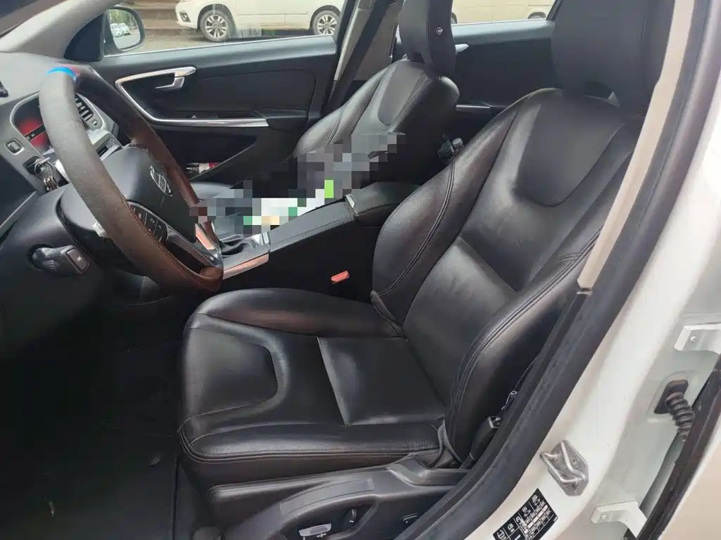 Volvo S60 — миниатюра 16