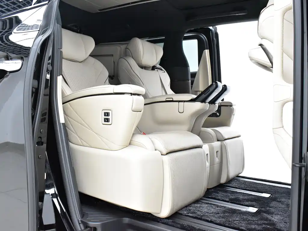 Toyota Vellfire — миниатюра 19