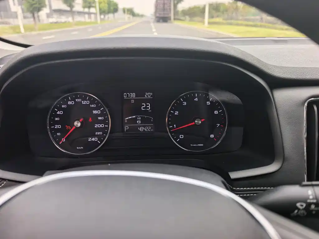Roewe i6 Classic — миниатюра 6
