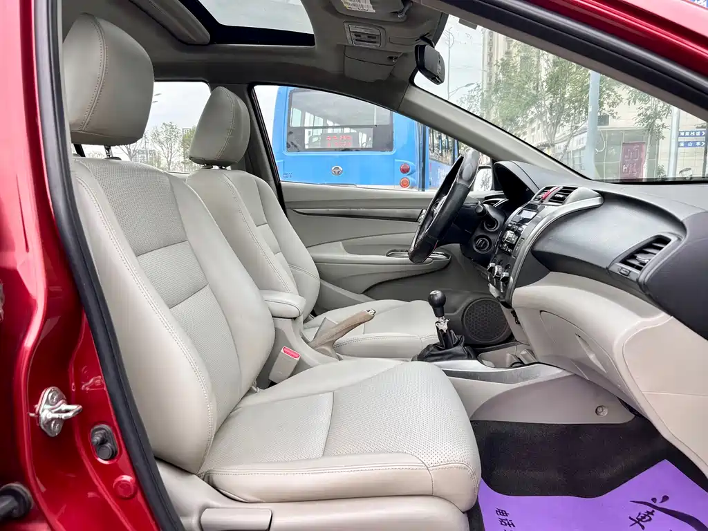 Honda City Classic — миниатюра 8