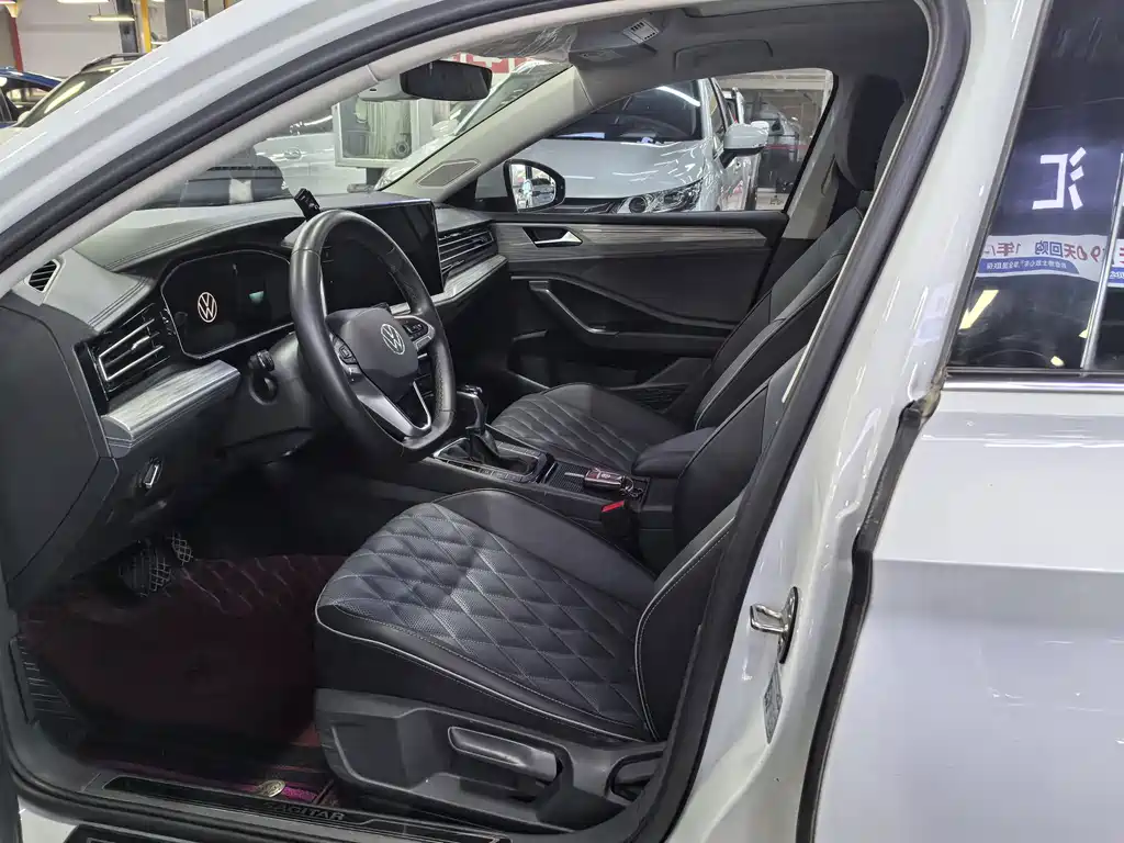 Volkswagen Sagitar — миниатюра 7