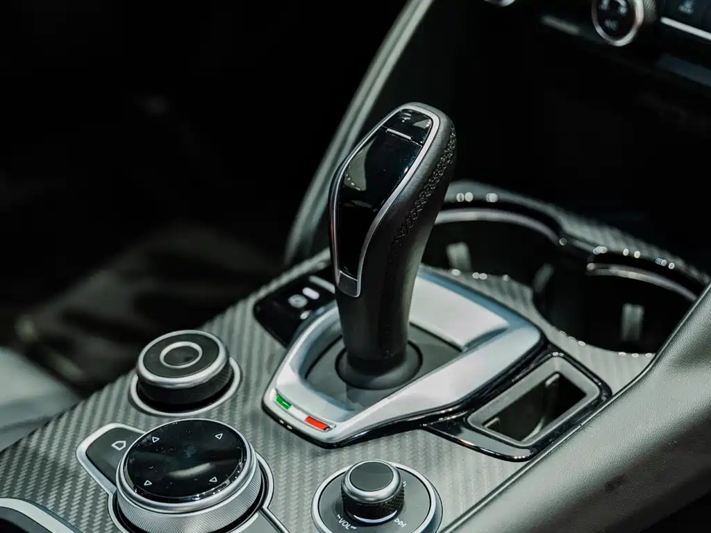 Alfa Romeo Giulia — миниатюра 27