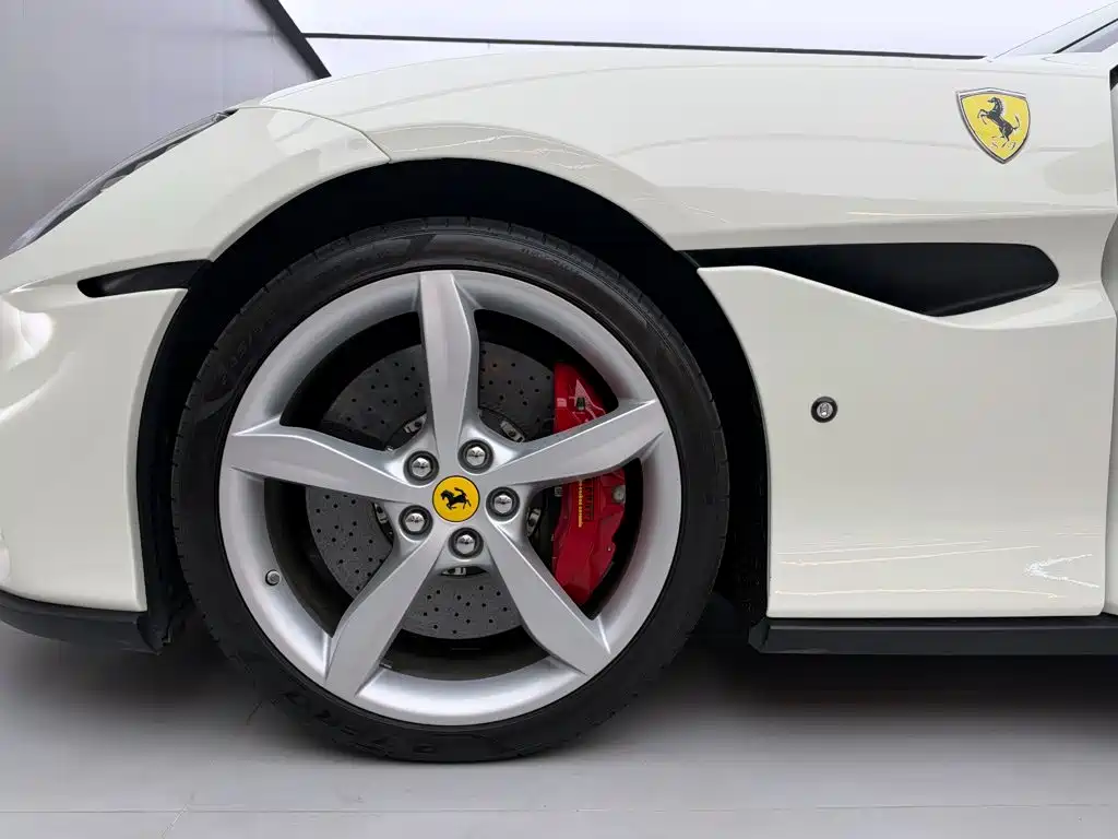 Ferrari Portofino — миниатюра 13