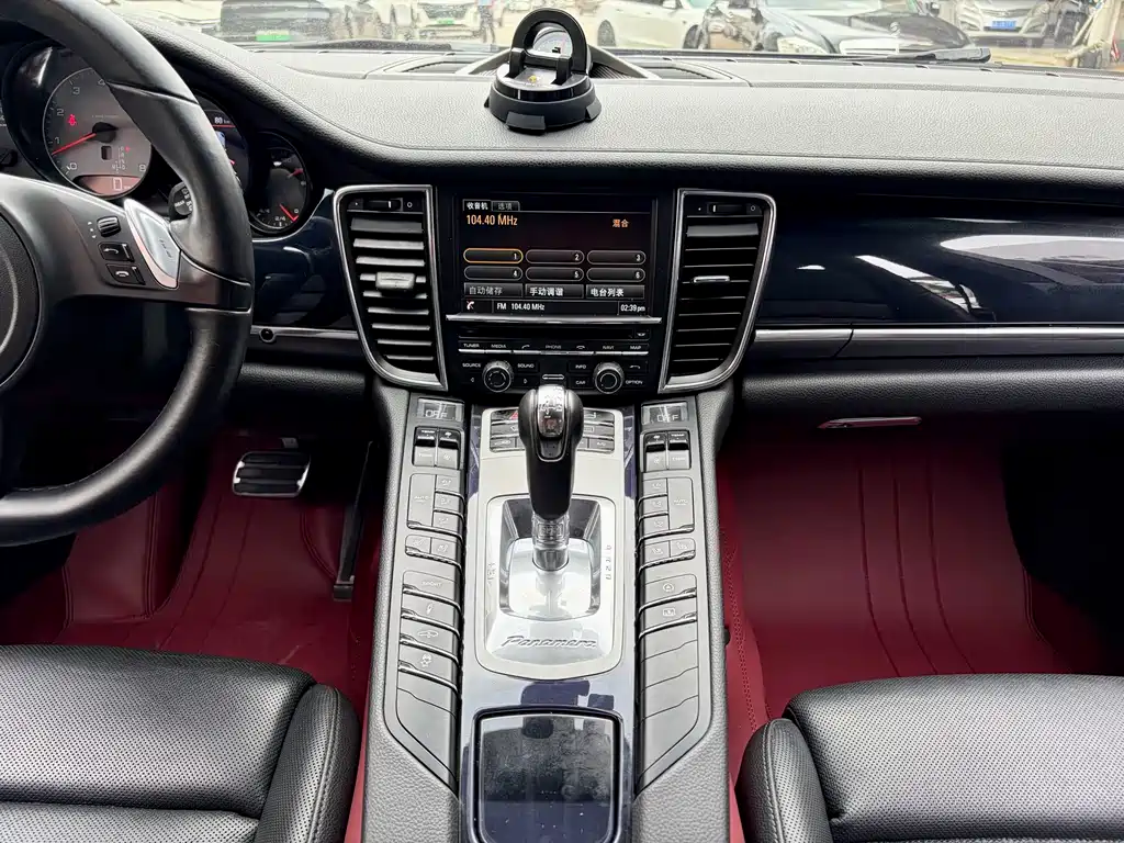 Porsche Panamera — миниатюра 6