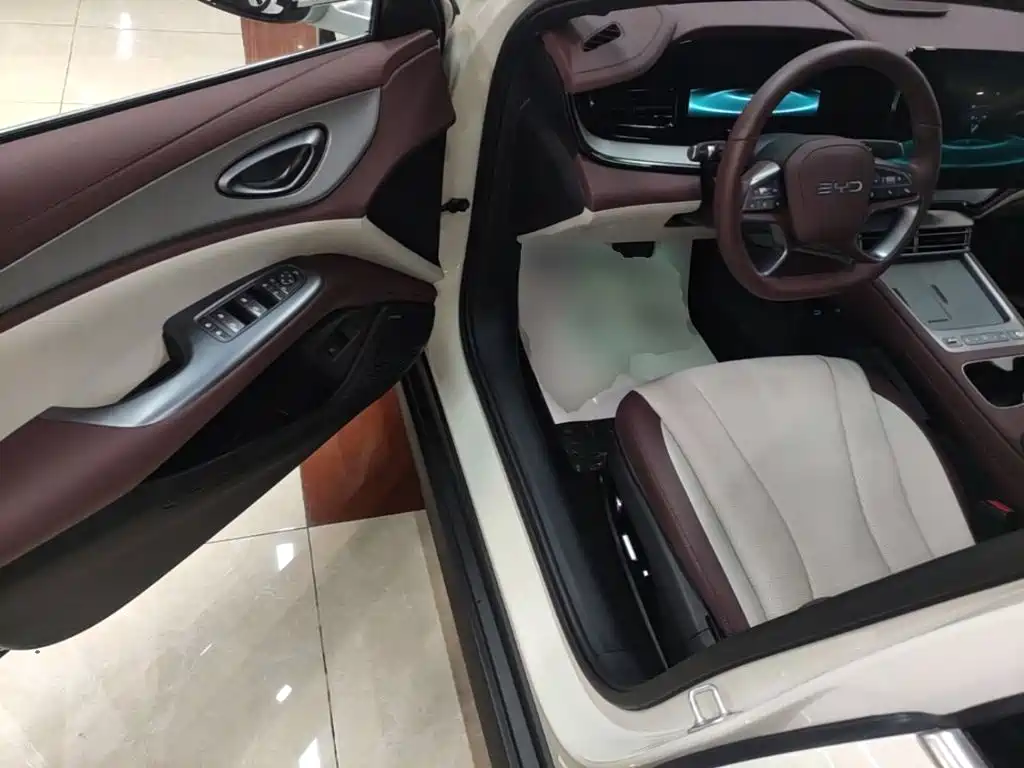 BYD Seal 07 DM-i — миниатюра 16