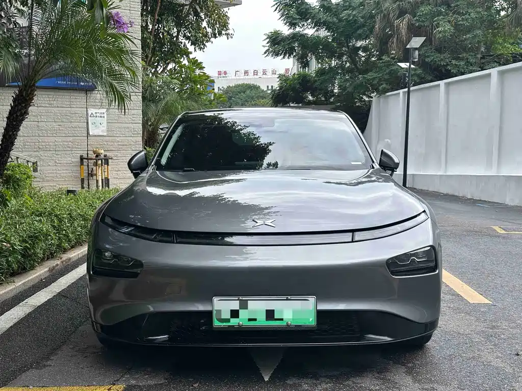XPeng P7 — миниатюра 2