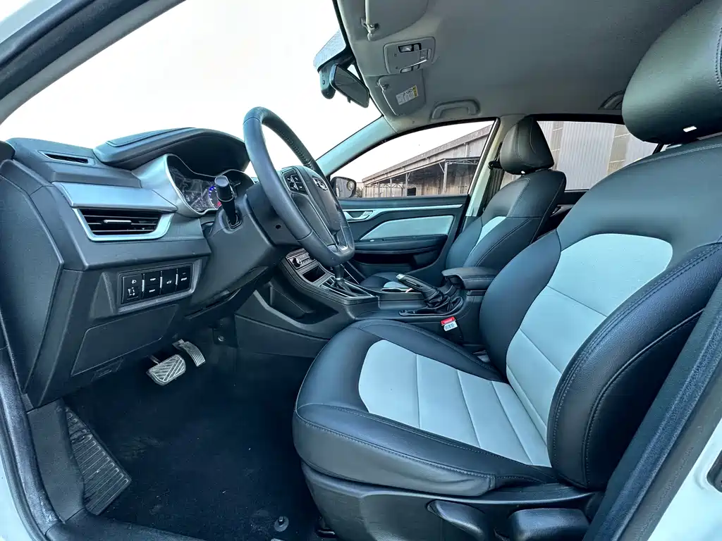 Geely Vision — миниатюра 4