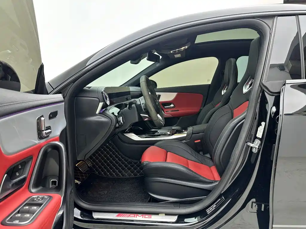Mercedes-Benz CLA AMG — миниатюра 11