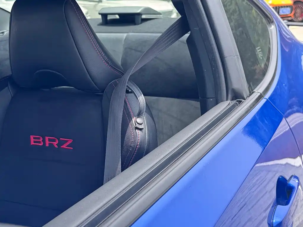 Subaru BRZ — миниатюра 10