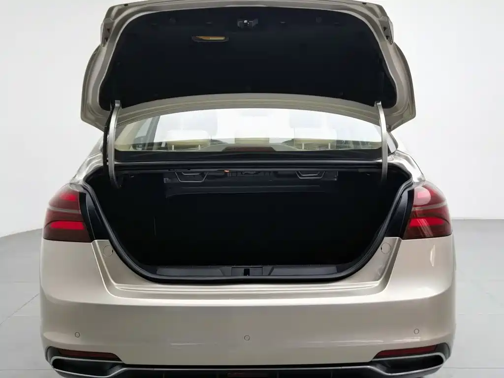 Geely Emgrand — миниатюра 16