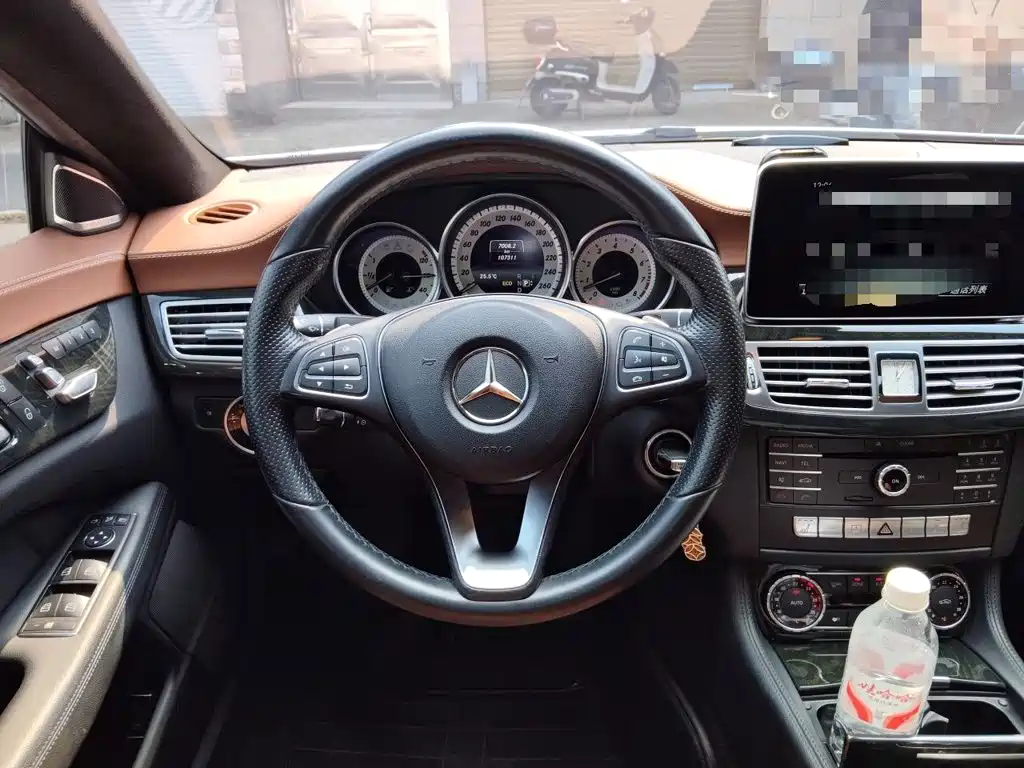 Mercedes-Benz CLS — миниатюра 6