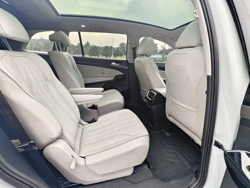 Volkswagen ID.6 X — миниатюра 20