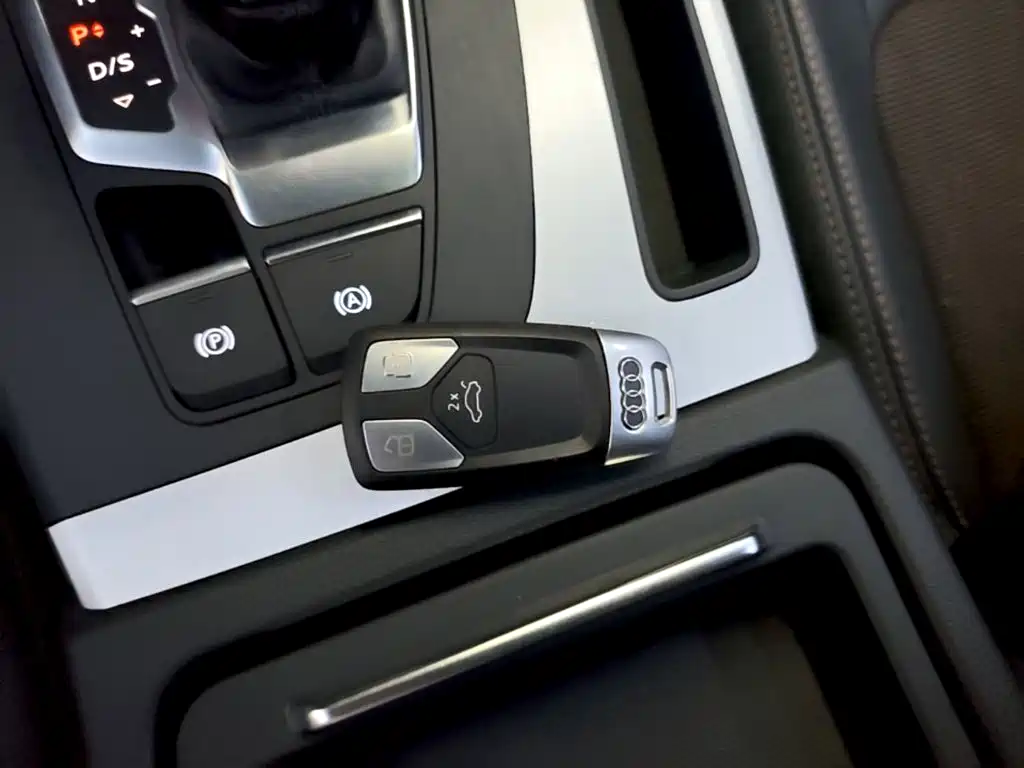 Audi Q5L — миниатюра 9