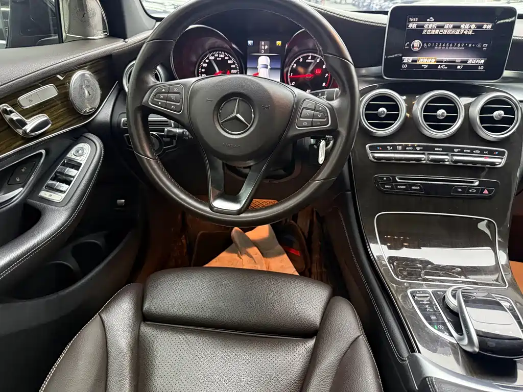 Mercedes-Benz GLC — миниатюра 16