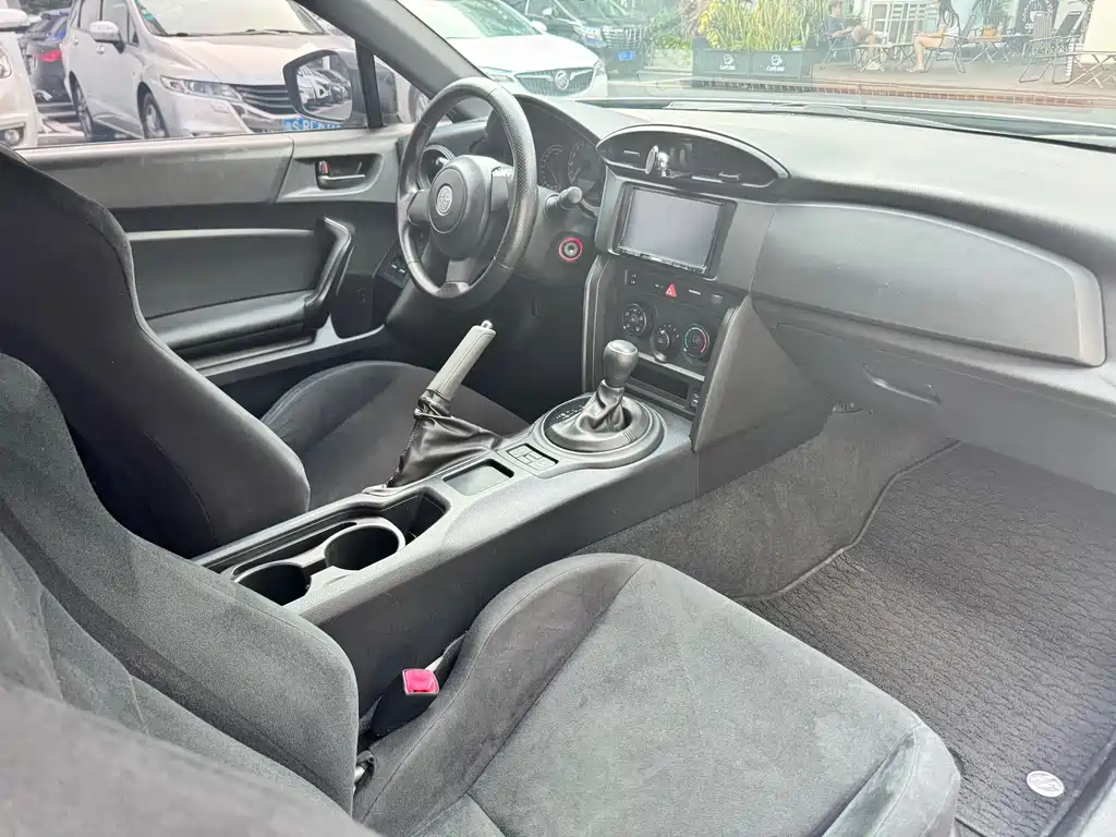 Toyota 86 — миниатюра 13